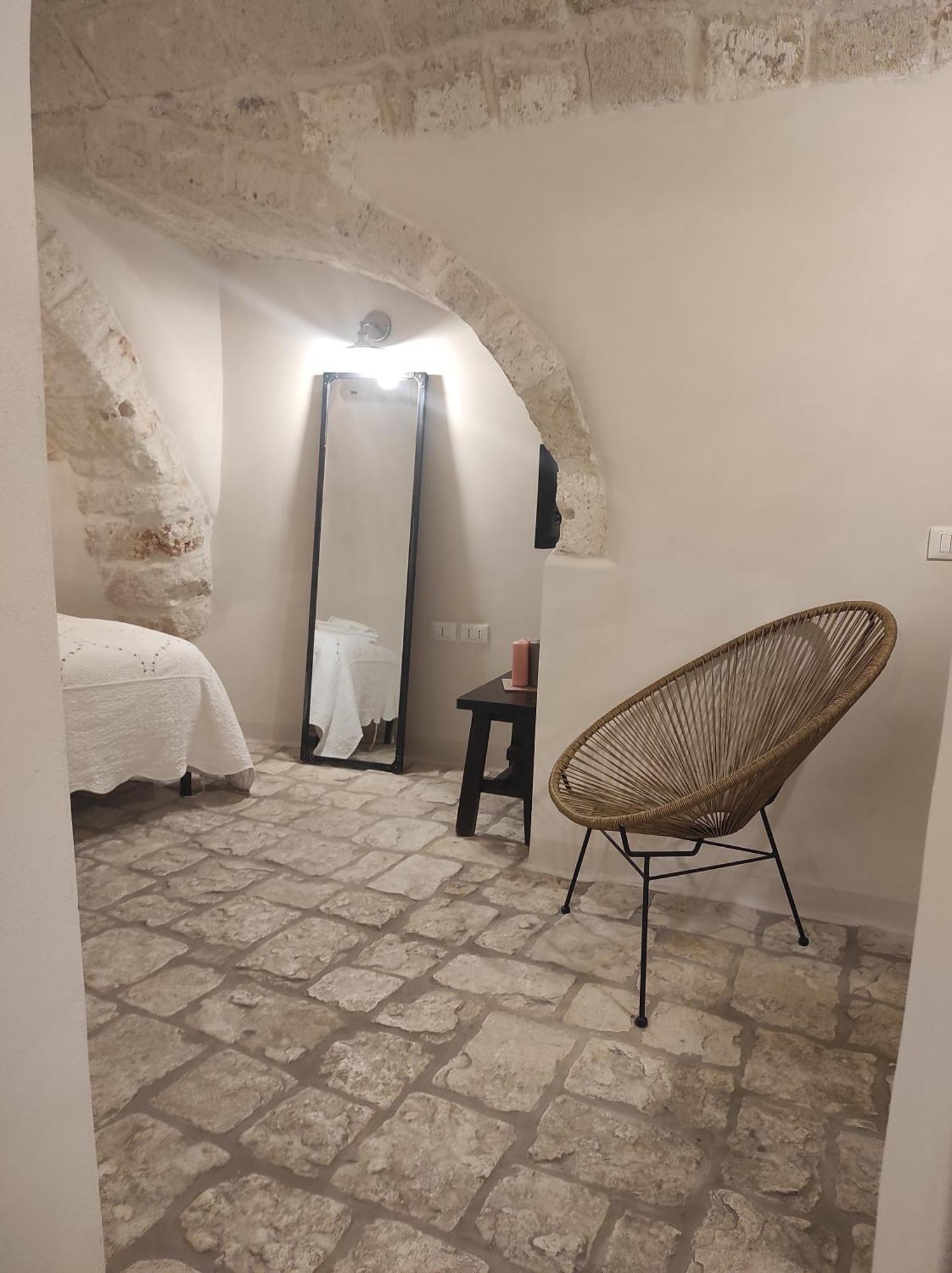 Caterina'S Suites & Apartament Ostuni Quarto foto