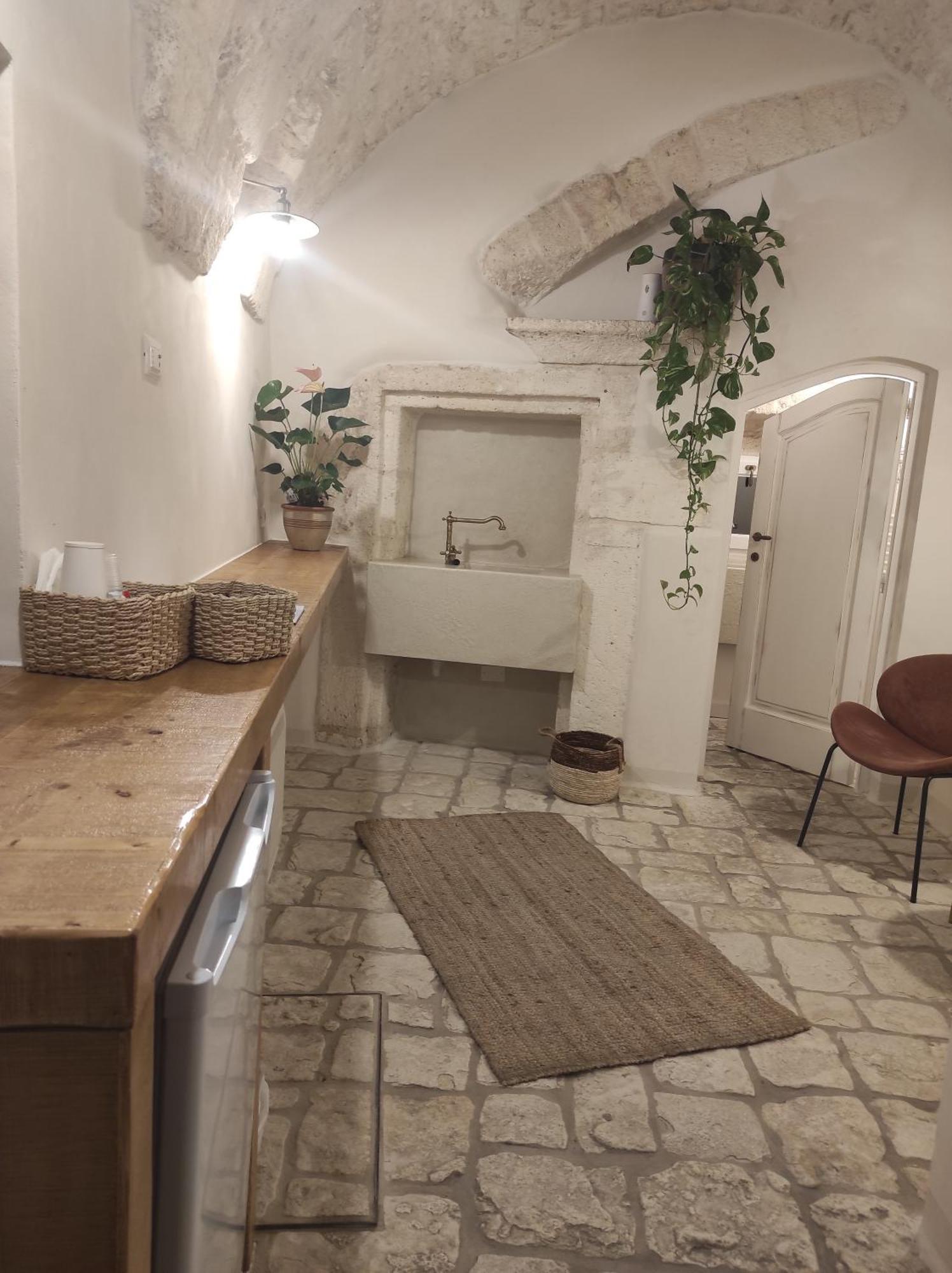 Caterina'S Suites & Apartament Ostuni Quarto foto